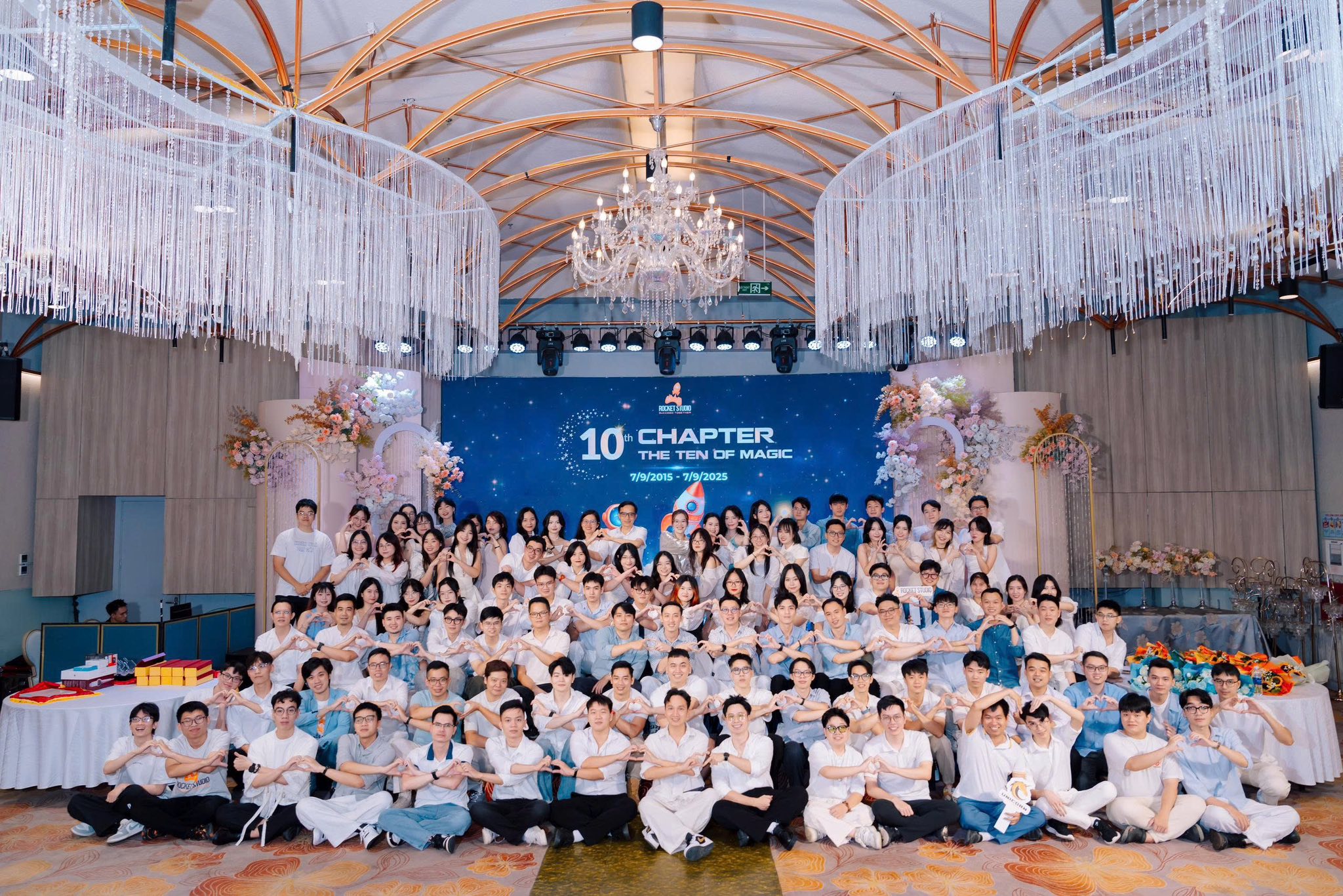 HÀNH TRÌNH RỰC RỠ – THE TEN OF MAGIC